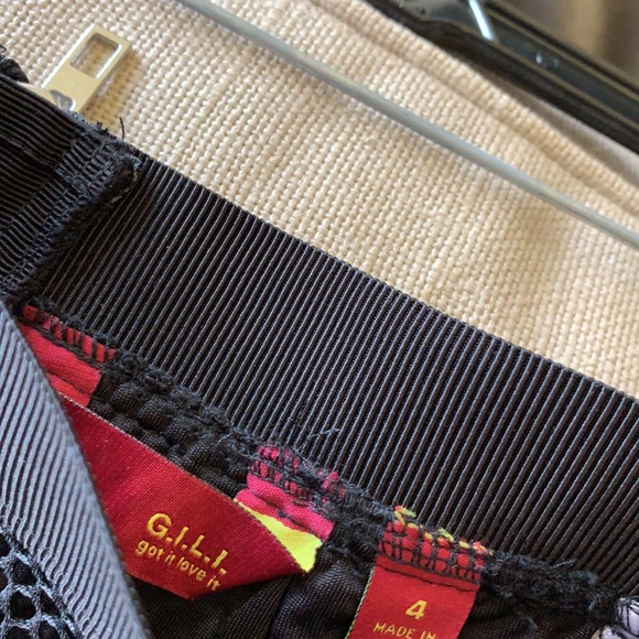 NWOT black Gili mesh overlay pencil skirt - Picture 10 of 12